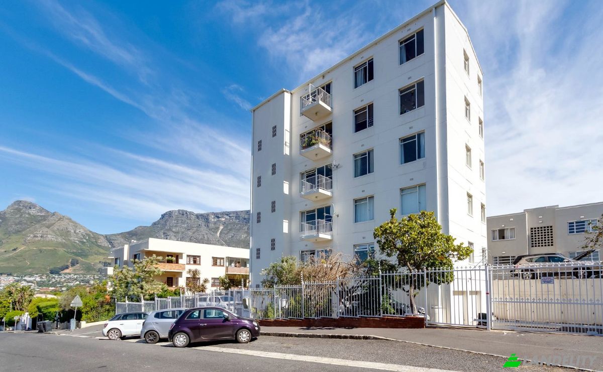 Apartment for Sale Belle Ombre Rd, Tamboerskloof, Cape Town, City of Cape Town Metropolitan Municipality, Western Cape, South Africa. Photo 14
