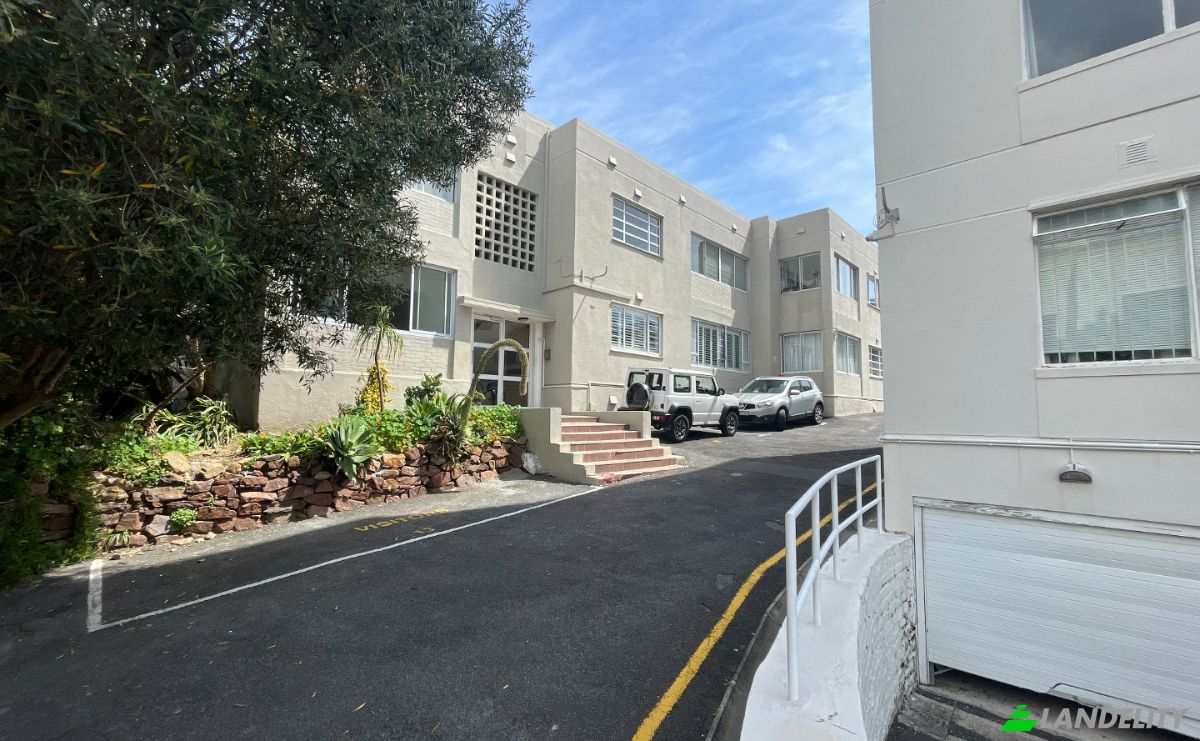 Apartment for Sale Belle Ombre Rd, Tamboerskloof, Cape Town, City of Cape Town Metropolitan Municipality, Western Cape, South Africa. Photo 13