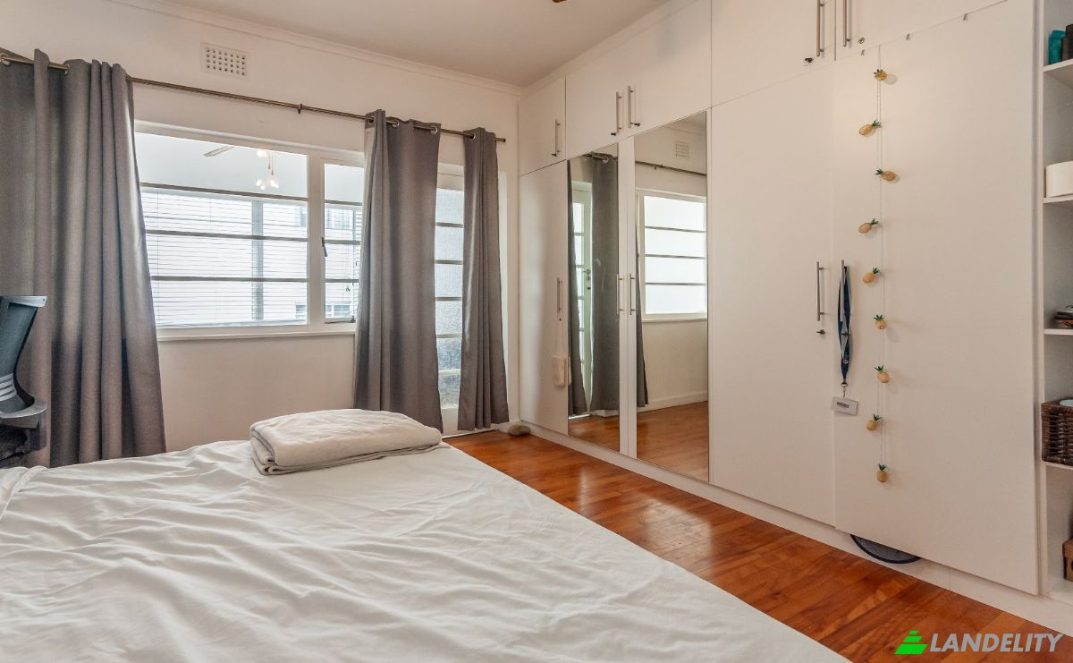 Apartment for Sale Belle Ombre Rd, Tamboerskloof, Cape Town, City of Cape Town Metropolitan Municipality, Western Cape, South Africa. Photo 8