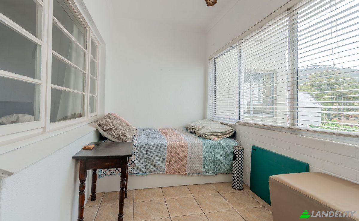 Apartment for Sale Belle Ombre Rd, Tamboerskloof, Cape Town, City of Cape Town Metropolitan Municipality, Western Cape, South Africa. Photo 9
