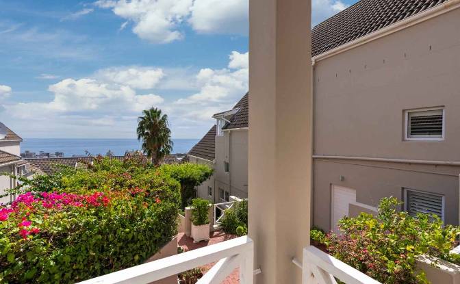 Appartement Te koop Antwerp Rd, Sea Point. Foto#3