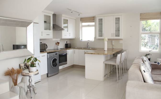 Appartement Te koop Antwerp Rd, Sea Point. Foto#4