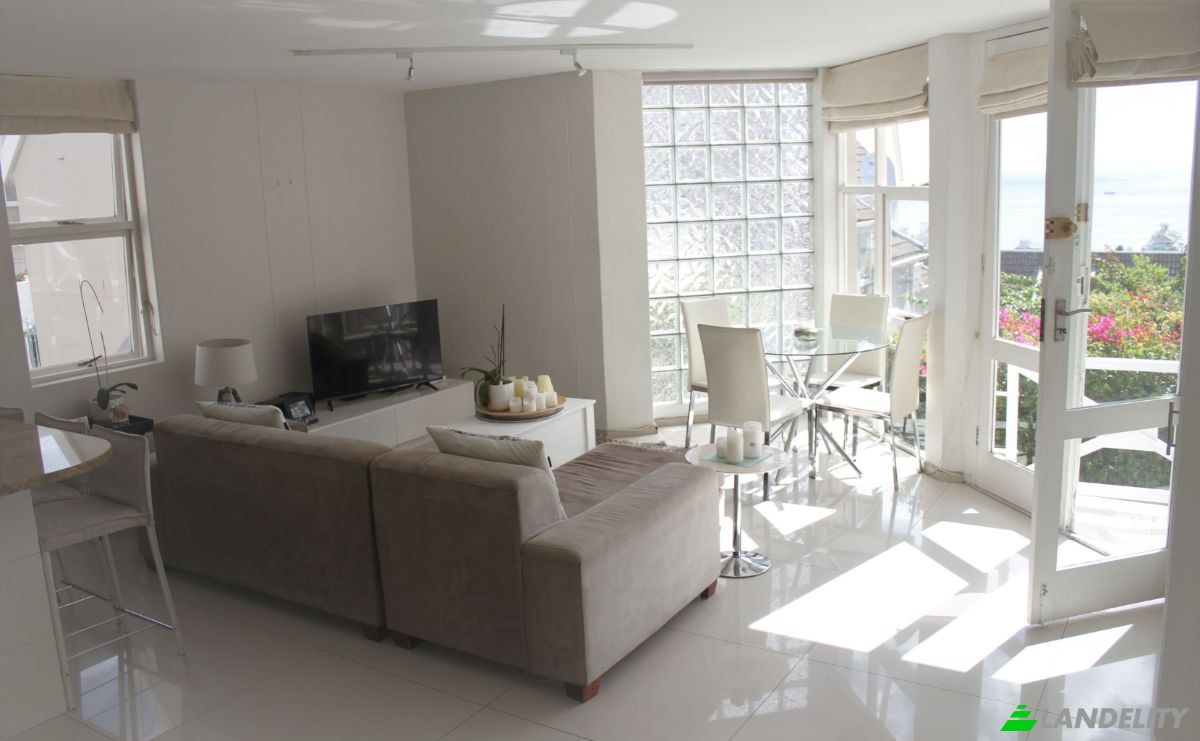 Appartement Te koop Antwerp Rd, Sea Point, Cape Town, City of Cape Town Metropolitan Municipality, Western Cape, South Africa. Foto 2