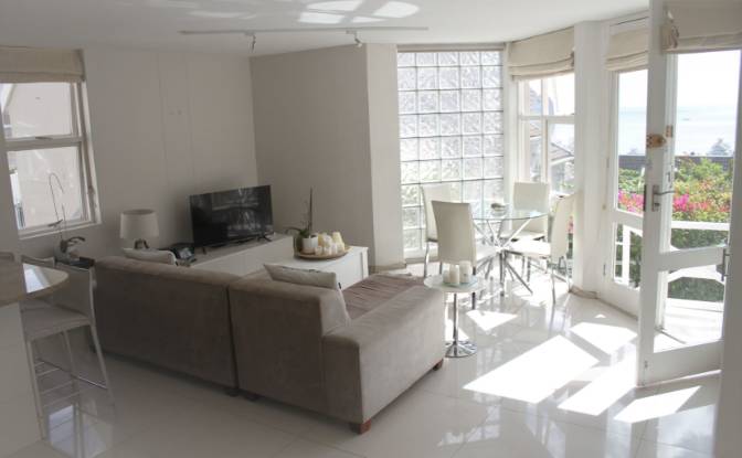 Appartement Te koop Antwerp Rd, Sea Point. Foto#2