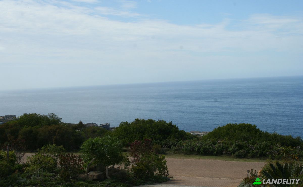 Single Family Home for Sale The Brinks, JonMyr Crescent, George, Garden Route District Municipality, Western Cape, South Africa. Photo 3