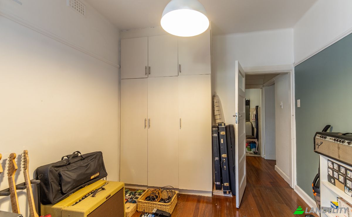 Apartment for Sale Belle Ombre Rd, Tamboerskloof, Cape Town, City of Cape Town Metropolitan Municipality, Western Cape, South Africa. Photo 2