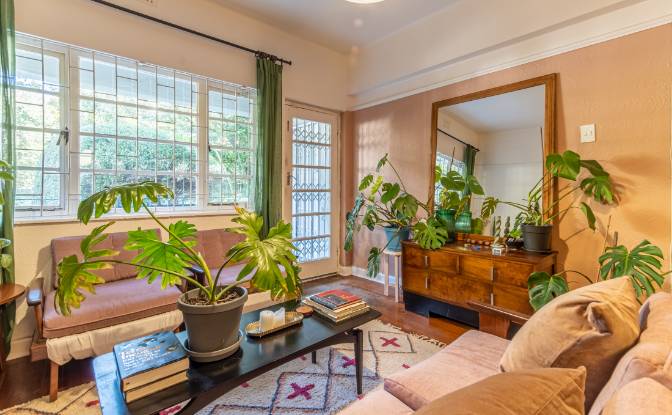 Apartment for Sale Belle Ombre Rd, Tamboerskloof. Photo#4 Apartment for Sale Belle Ombre Rd, Tamboerskloof. Photo#4