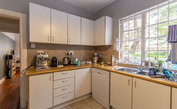 Apartment for Sale Belle Ombre Rd, Tamboerskloof. Photo#9 Apartment for Sale Belle Ombre Rd, Tamboerskloof. Photo#9