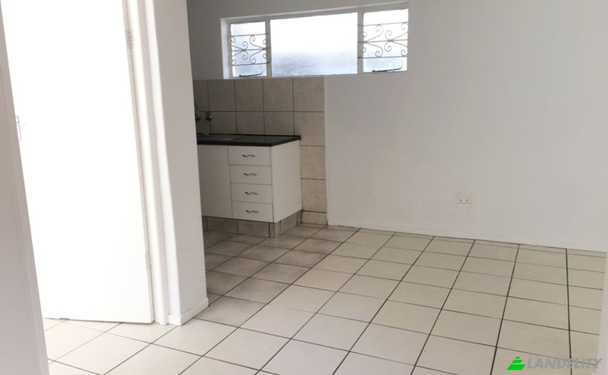 Apartment for Sale Kloof St, Gardens, Cape Town, City of Cape Town Metropolitan Municipality, Western Cape, South Africa. Photo 3