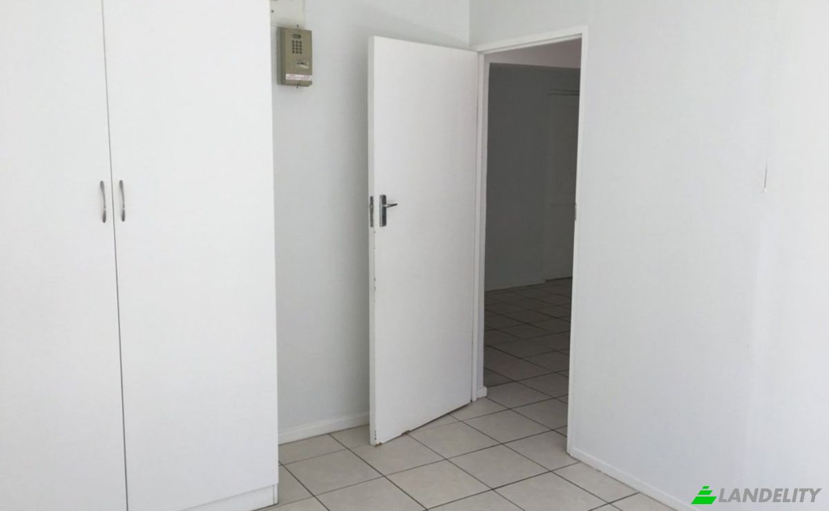 Apartment for Sale Kloof St, Gardens, Cape Town, City of Cape Town Metropolitan Municipality, Western Cape, South Africa. Photo 8