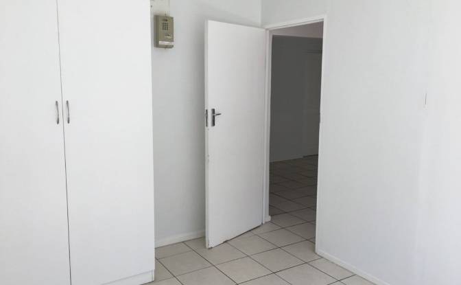 Apartment for Sale Kloof St, Gardens, Cape Town. Photo#8 Apartment for Sale Kloof St, Gardens, Cape Town. Photo#8
