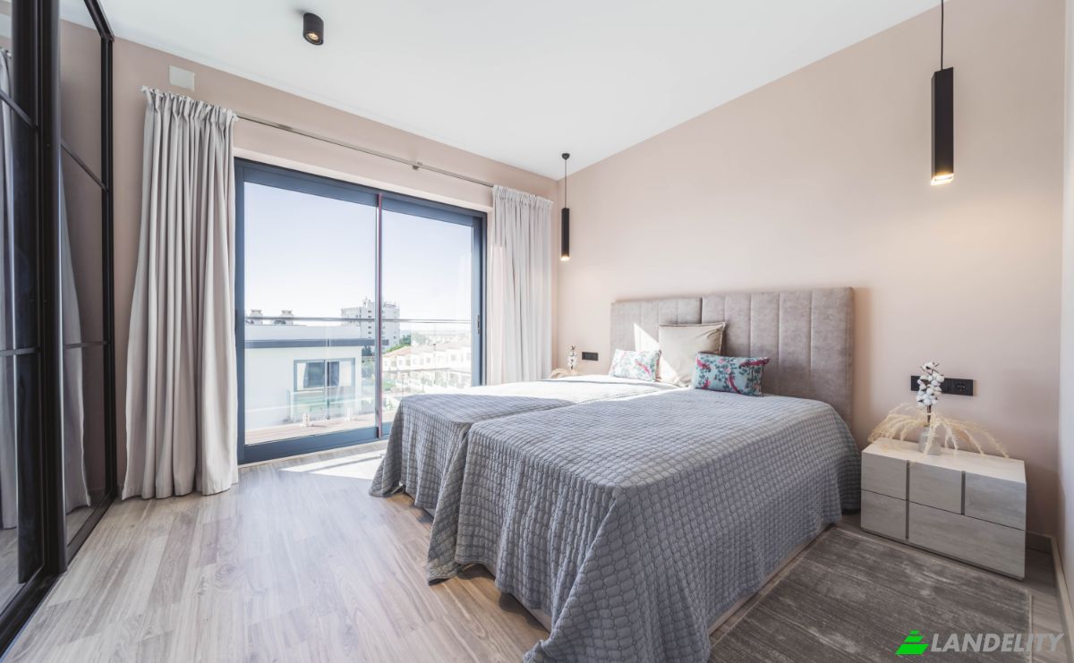Apartment for Sale C Zafra de Jarales, Mijas, Sitio de Calahonda, Malaga, Andalusia, Spain. Photo 12