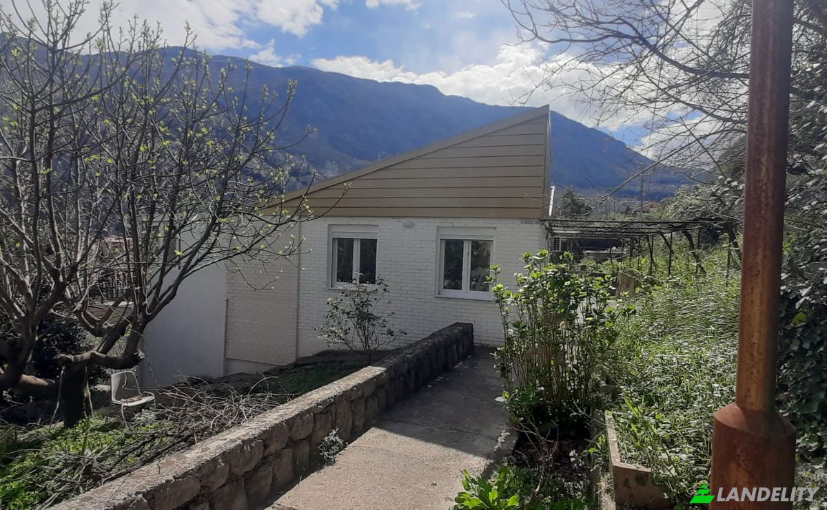 Villa en venta P22, Skaljari, Kotor Municipality, Montenegro. Foto 3