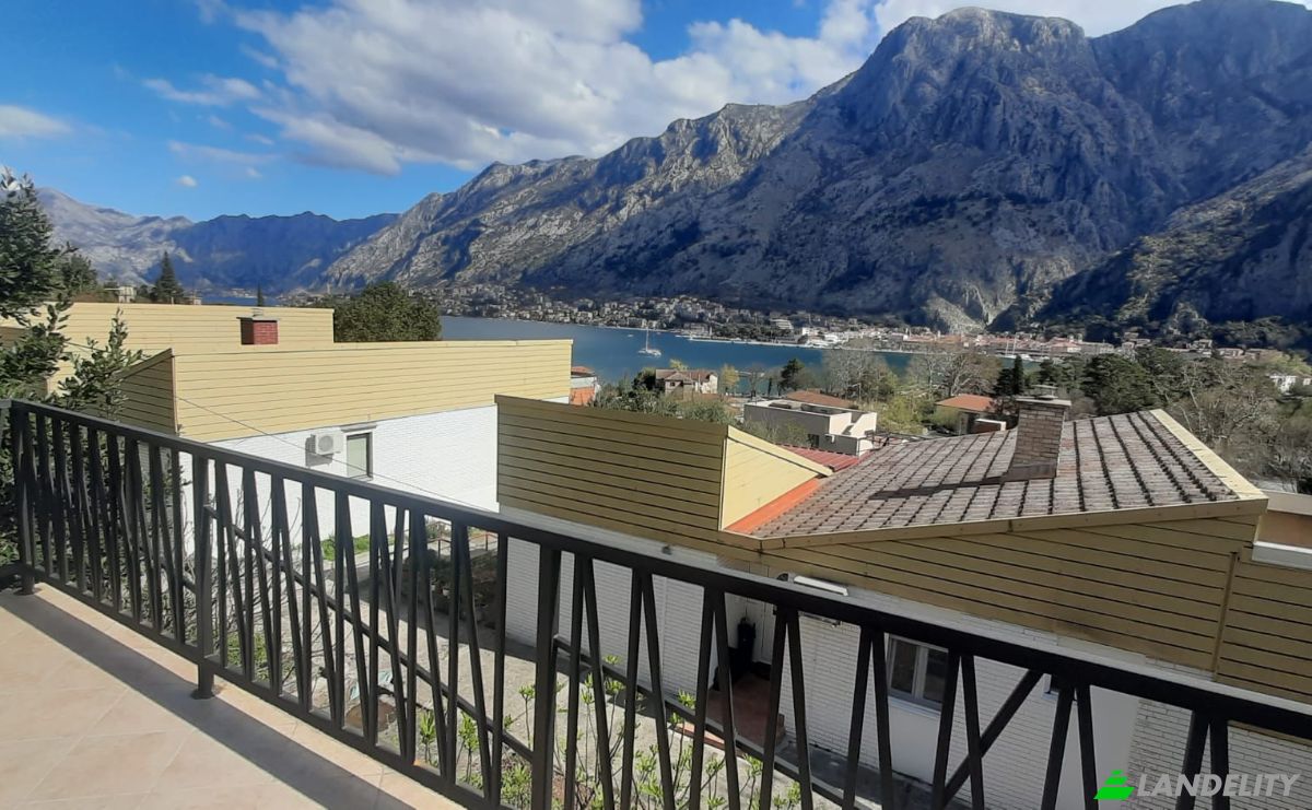 Villa en venta P22, Skaljari, Kotor Municipality, Montenegro. Foto 5