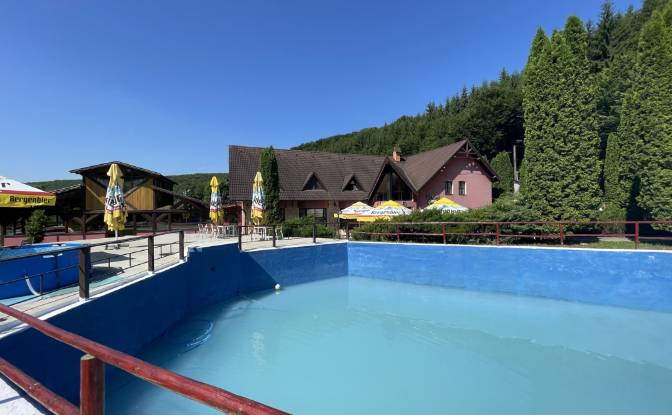 Hotel en venta DJ121A, Valea Crisului. Foto#15