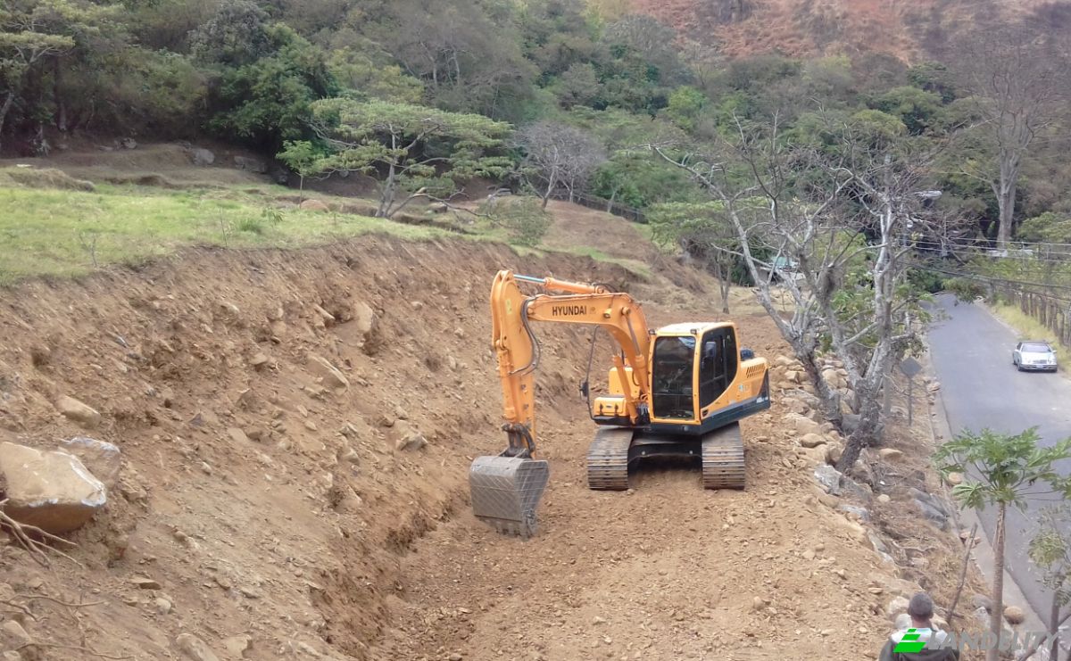 Land Lot for Sale Frente A Entrada Lastre, San Jose, Santa Ana, San Jose Province, Costa Rica. Photo 7