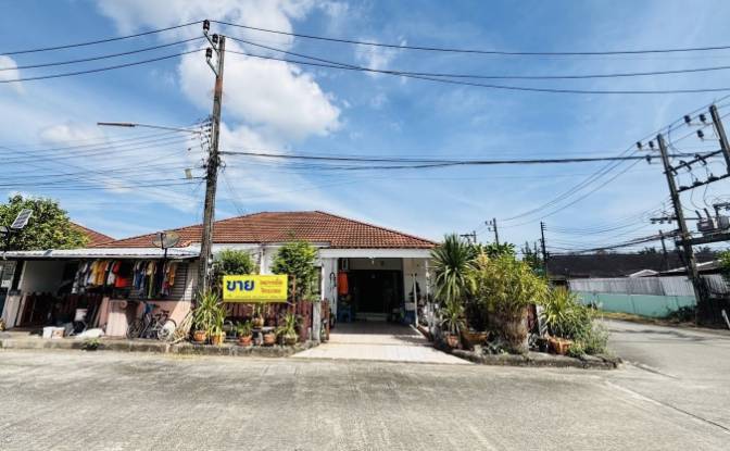 Townhouse for Sale - Si Sunthon, Thailand