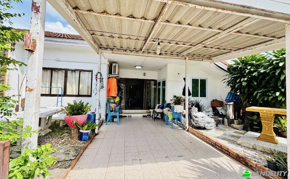 Townhouse for Sale Tambon Si Sunthon, Amphoe Thalang, Chang Wat Phuket 83110, Si Sunthon, Thalang District, Phuket, Thailand. Photo 2