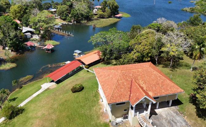 Single Family Home for Sale 1-38 1-38. Photo#2
