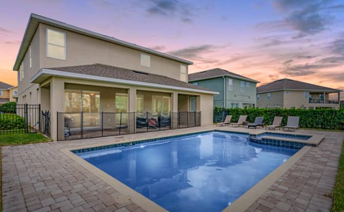 Eengezinswoning Te koop 7723 Graben St, Kissimmee. Foto#3 Eengezinswoning Te koop 7723 Graben St, Kissimmee. Foto#3