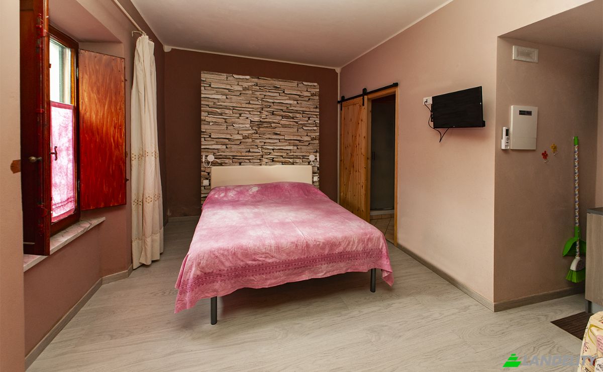 Single Family Home for Sale Via Giovanni Falcone, 56040 Pomaia PI, Pomaia, Province of Pisa, Tuscany, Italy. Photo 4