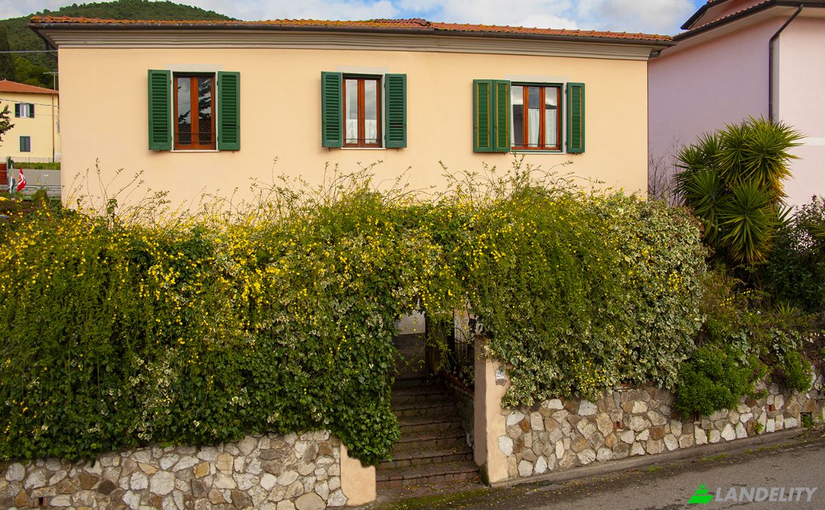 Single Family Home for Sale Via Giovanni Falcone, 56040 Pomaia PI, Pomaia, Province of Pisa, Tuscany, Italy. Photo 7