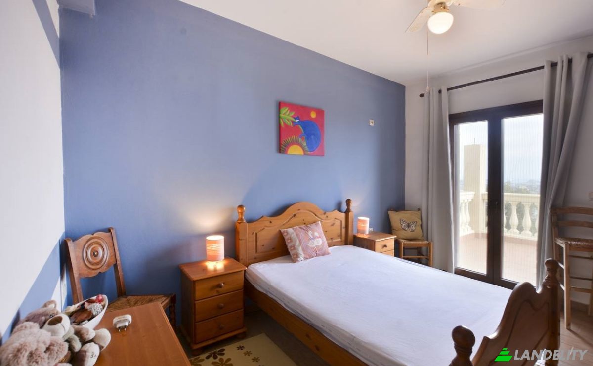 Single Family Home for Sale Perama 490 84, Perama, Ionian Islands, Decentralized Administration of Peloponnese, Western Greece and the Ionian, Greece. Photo 17