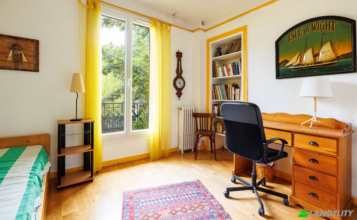 Duplex for Sale 7 Rue de Bellevue, 92150 Suresnes, Suresnes, Hauts-de-Seine, Ile-de-France, France. Photo 2