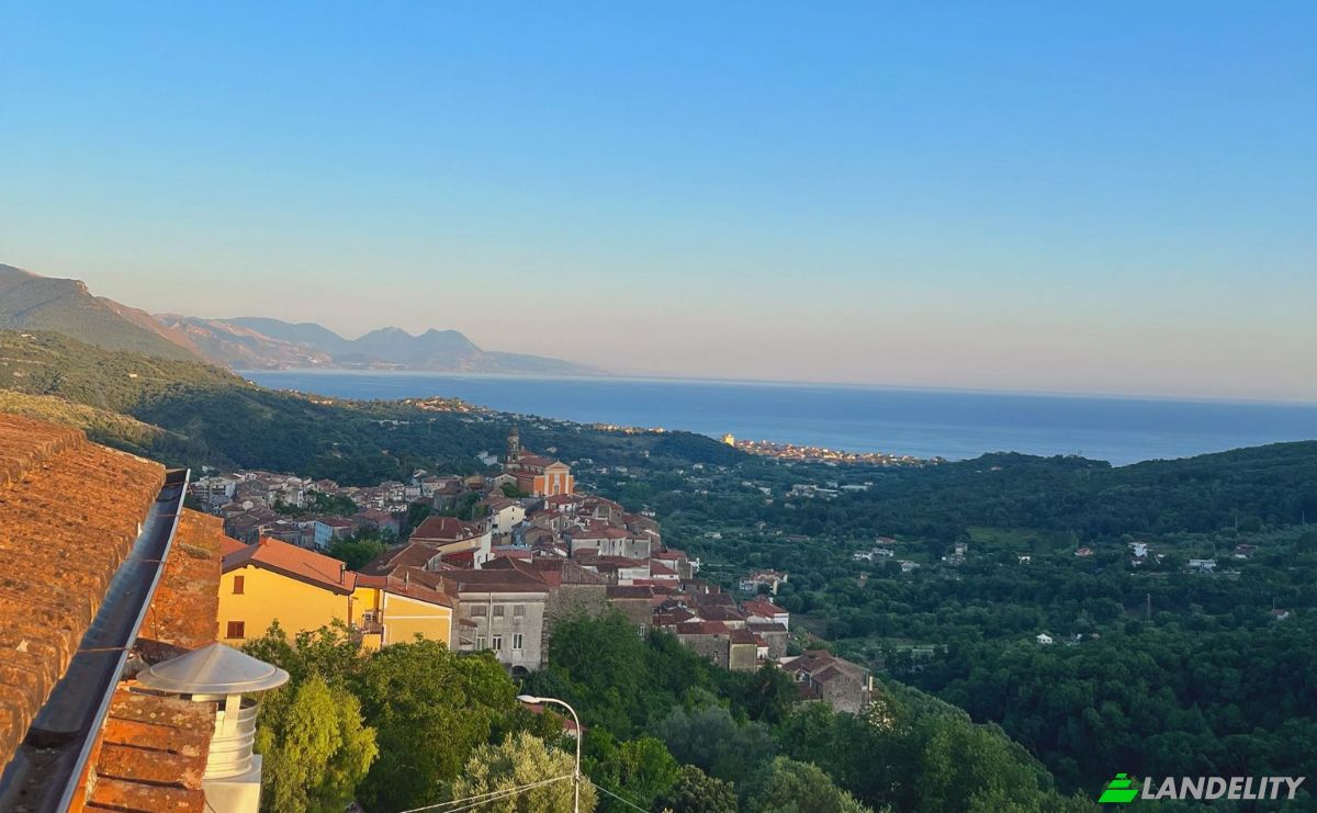Investimenti/Sviluppo in vendita Corso Umberto I, 258, 84079 Vibonati SA, Vibonati, Provincia di Salerno, Campania, Italia. Foto 1