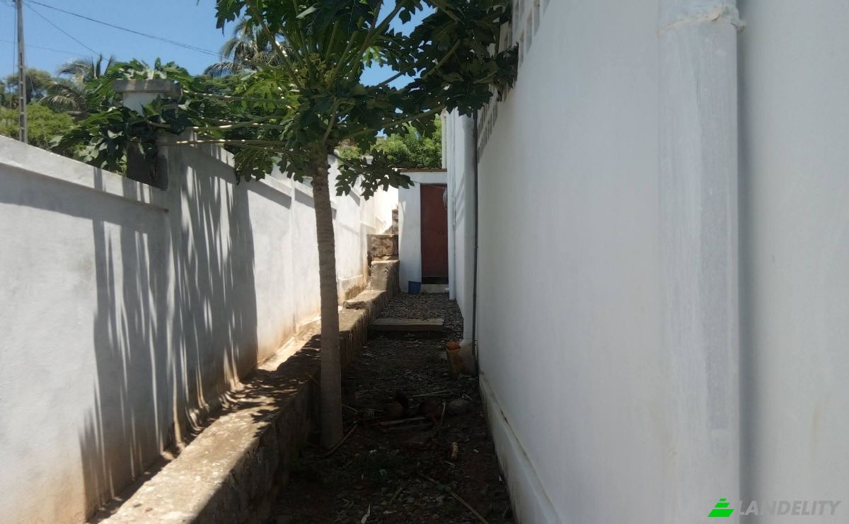 Villa for Sale Rue Monseigneur Jean Wolf, Antsiranana 201, Antsiranana, Antsiranana I, Diana, Madagascar. Photo 11