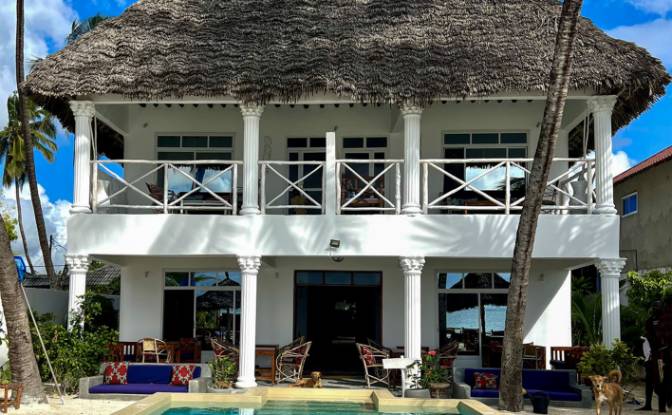 Hotel for Sale - Bwejuu, Tanzania