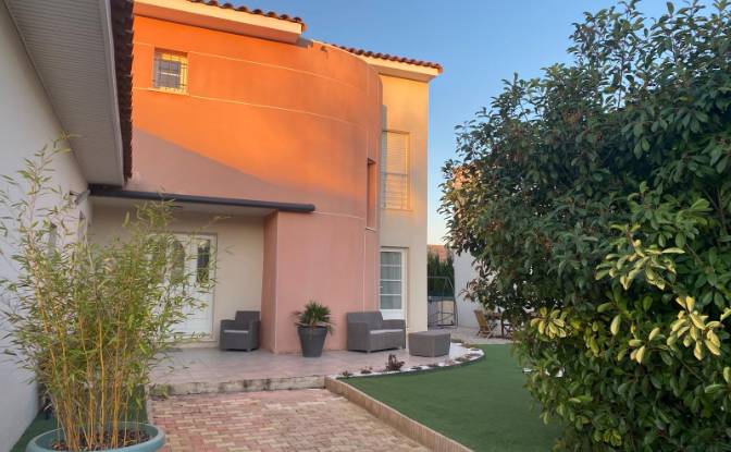 Villa for Sale - Salleles-d'Aude, France