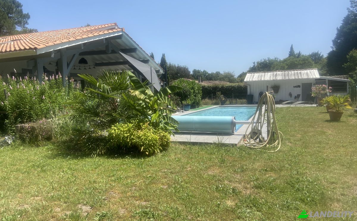 Villa for Sale 32 Chem de Lauray, 33830 Belin-Beliet, Belin-Beliet, Gironde, Nouvelle-Aquitaine, France. Photo 3