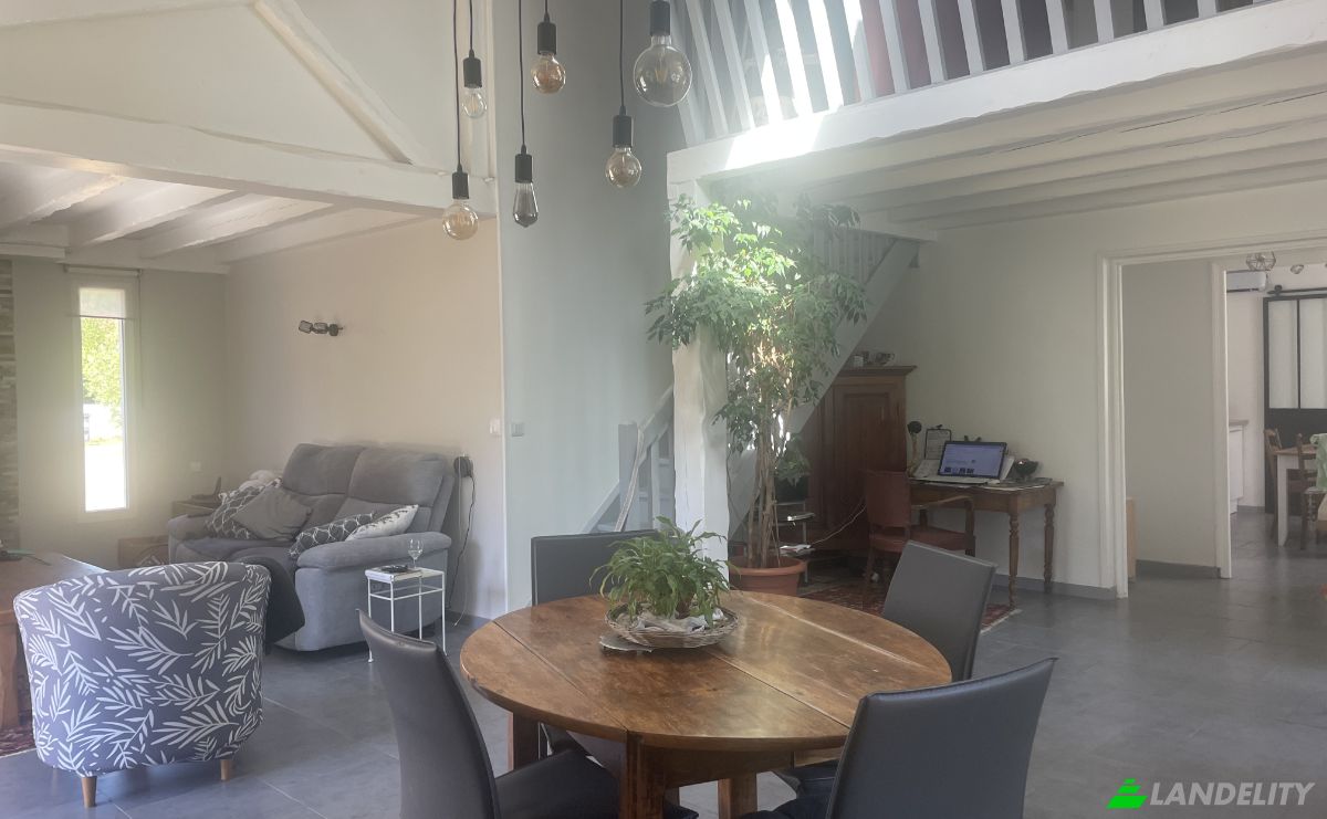 Villa for Sale 32 Chem de Lauray, 33830 Belin-Beliet, Belin-Beliet, Gironde, Nouvelle-Aquitaine, France. Photo 9