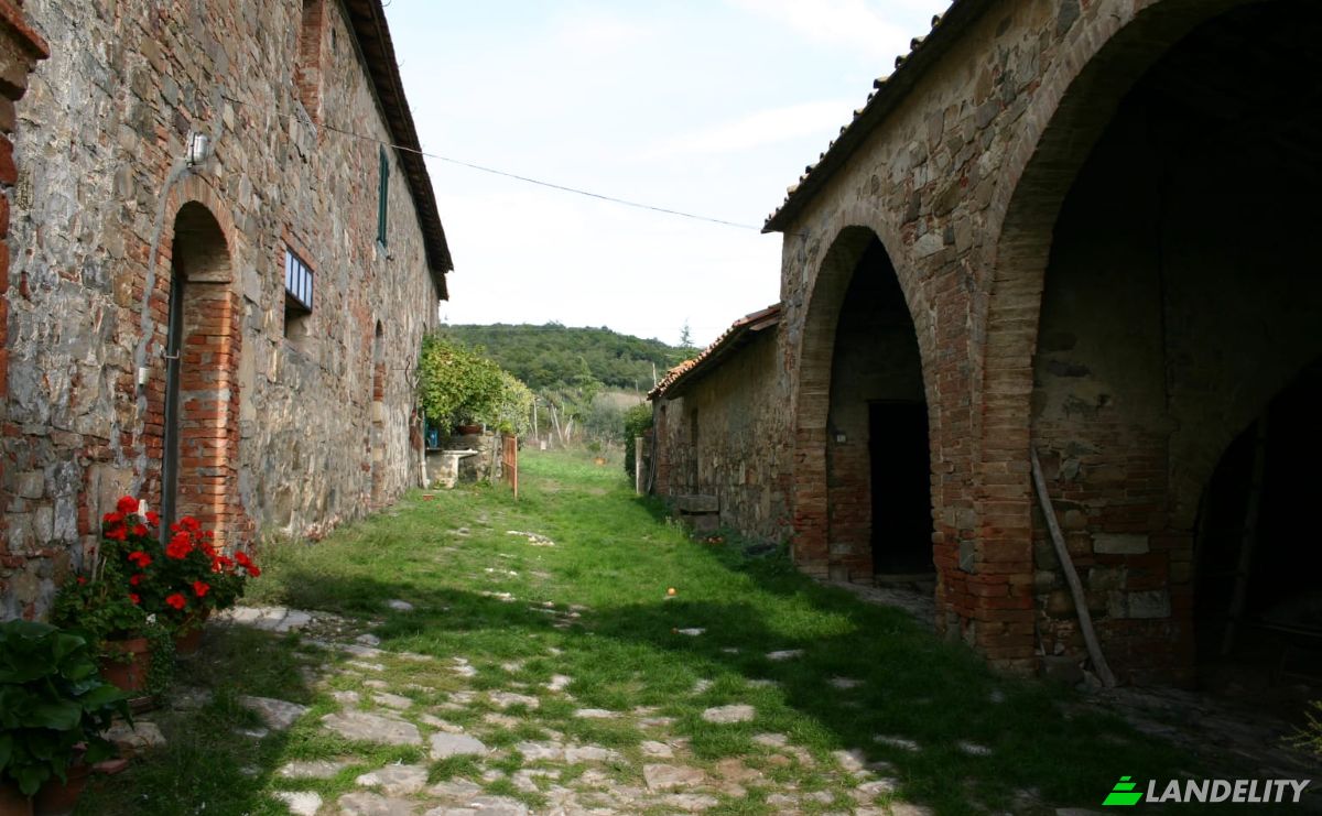 Villa for Sale 53023 Castiglione dOrcia SI, Castiglione dOrcia, Province of Siena, Tuscany, Italy. Photo 1