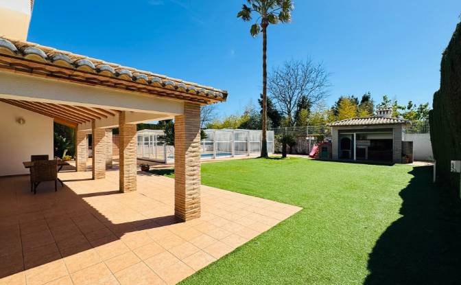 Villa for Sale Av Ernesto Paulino, Oliva, Valencia. Photo#3 Villa for Sale Av Ernesto Paulino, Oliva, Valencia. Photo#3