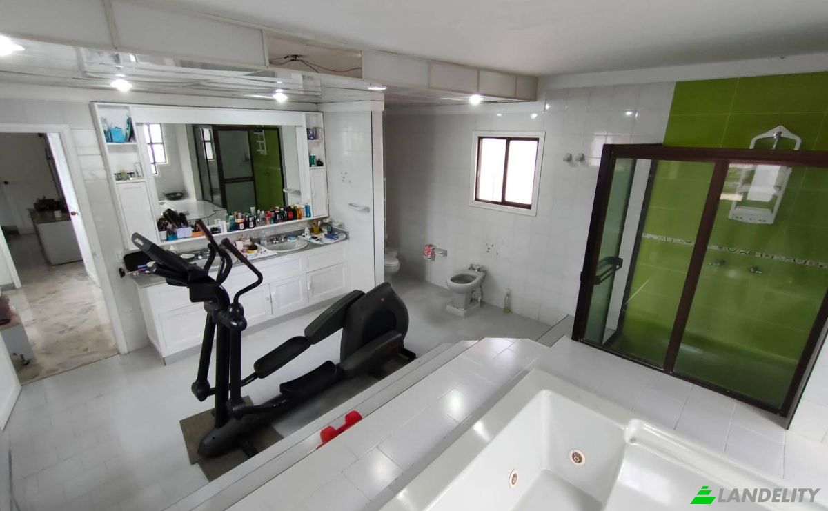 Single Family Home for Sale Cl 4 # 124A-64, Barrio Pance, Cali, Valle del Cauca, Colombia. Photo 9