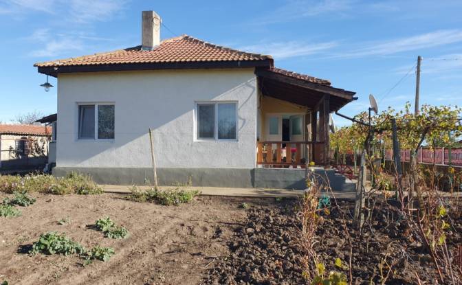 Single Family Home for Sale 9643 Zmeevo, Zmeevo. Photo#5 Single Family Home for Sale 9643 Zmeevo, Zmeevo. Photo#5