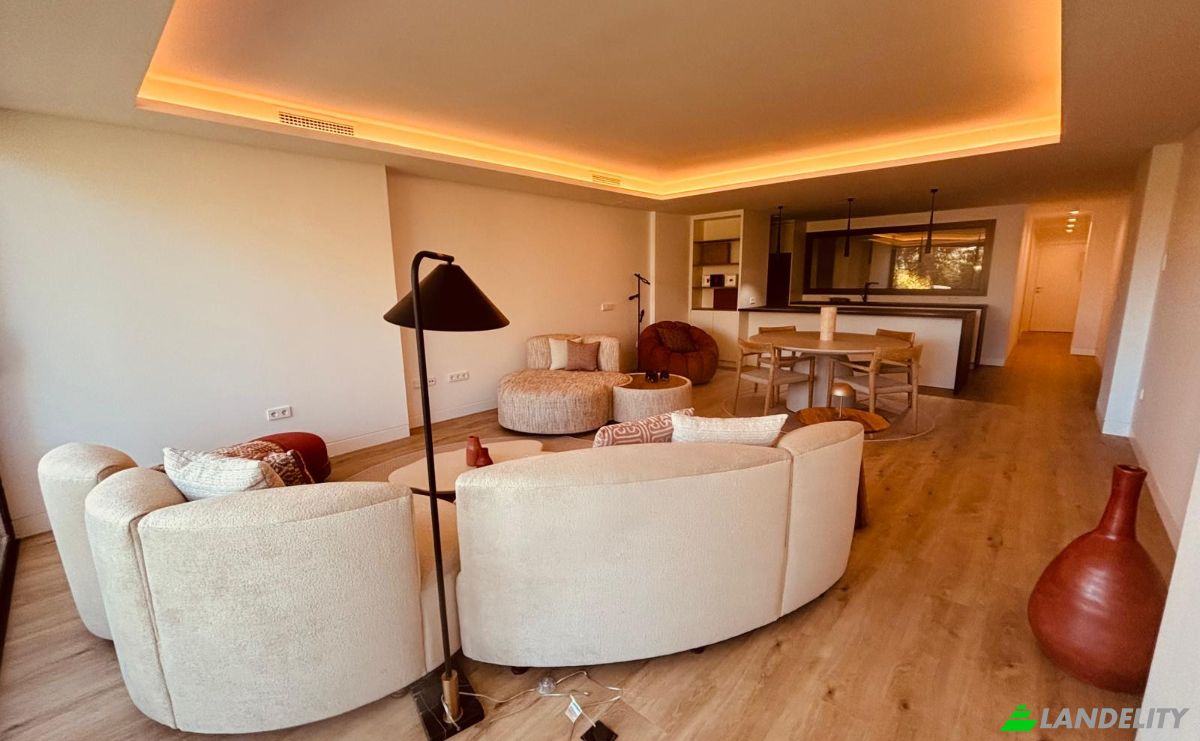 Apartment for Sale C Londres, Nueva Andalucia, Marbella, Malaga, Andalusia, Spain. Photo 11