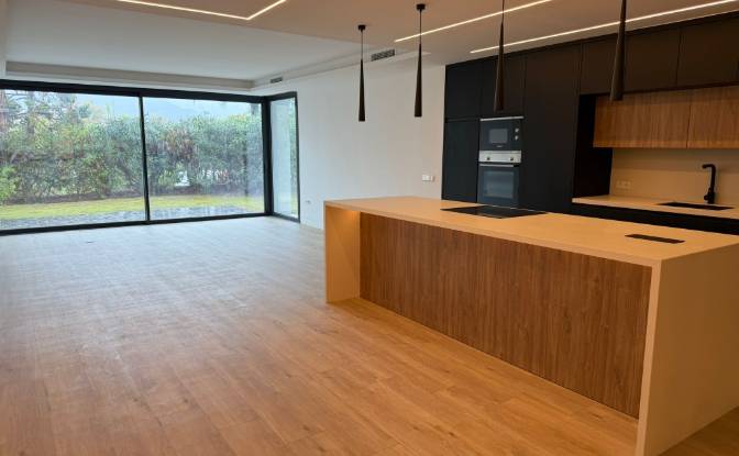 Apartment for Sale C Londres, Nueva Andalucia. Photo#14