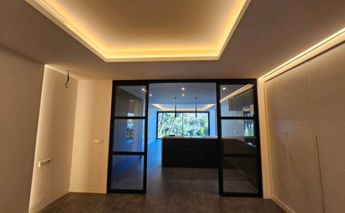 Apartment for Sale C Londres, Nueva Andalucia. Photo#15