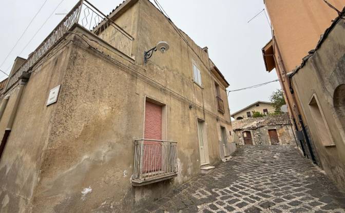 Single Family Home for Sale Via Cavour. Photo#2 Single Family Home for Sale Via Cavour. Photo#2