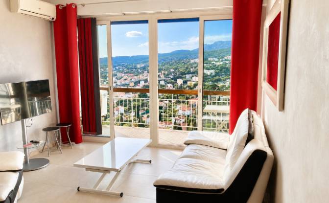 Apartment for Sale 9 Res Saint-Marc, 13260 Cassis. Photo#2 Apartment for Sale 9 Res Saint-Marc, 13260 Cassis. Photo#2