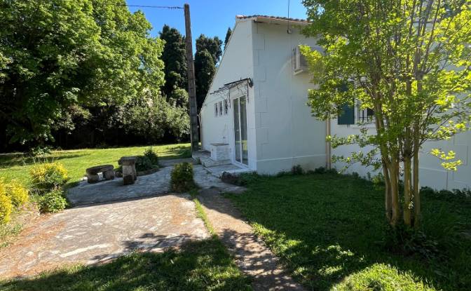 Single Family Home for Sale 1750 Pt Rte dArles. Photo#2 Single Family Home for Sale 1750 Pt Rte dArles. Photo#2