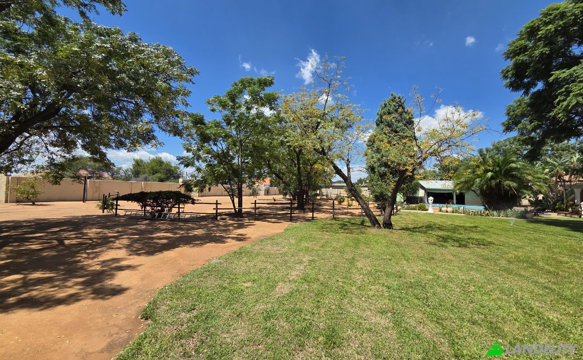 Farm/Ranch for Sale Gaborone, South East, South-East District, Botswana. Photo 9