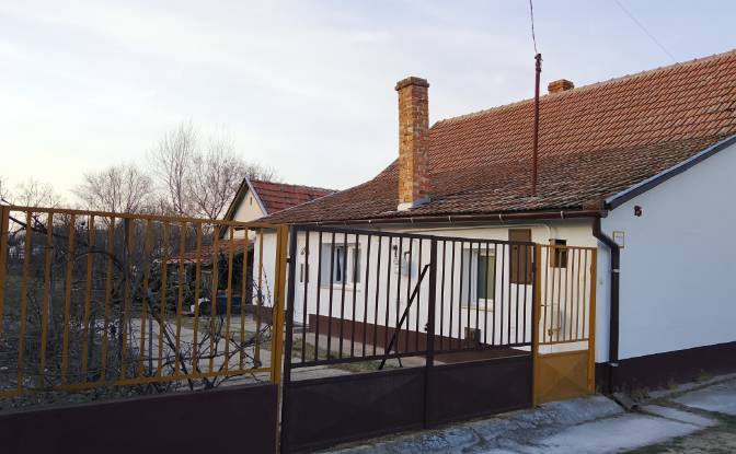 Single Family Home for Sale Jaszszentlaszlo. Photo#3 Single Family Home for Sale Jaszszentlaszlo. Photo#3