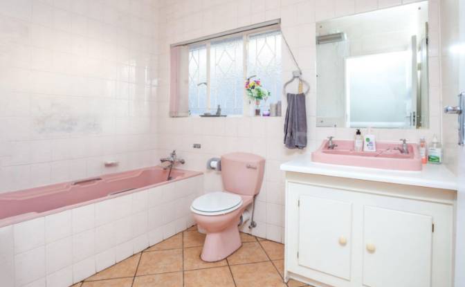 Single Family Home for Sale Swallow St, Horison. Photo#12