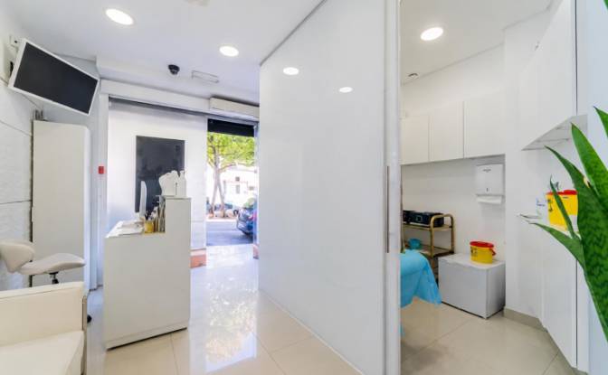 Business for Sale Av Casal Ribeiro 11. Photo#3 Business for Sale Av Casal Ribeiro 11. Photo#3