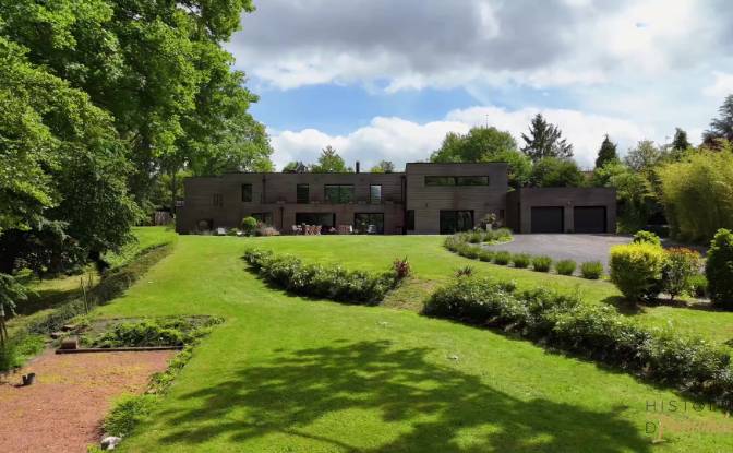 Single Family Home for Sale 57 Imp de la Ferme. Photo#2