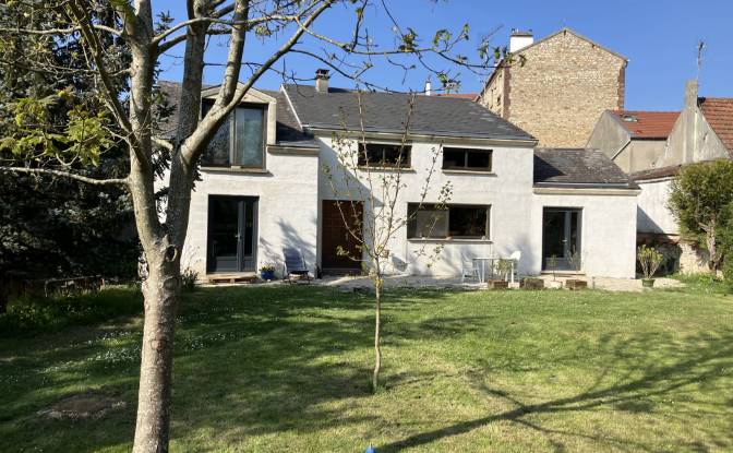 Villa for Sale - Groslay, France